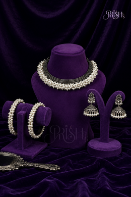 Necklace 40 New
