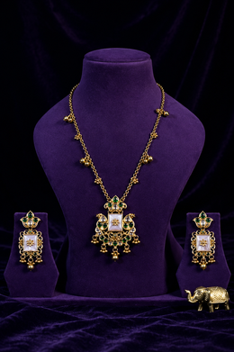 Necklace 13